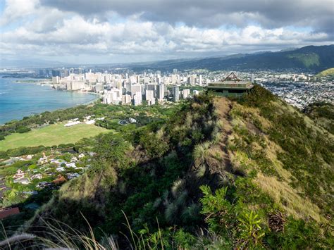 Hiking Diamond Head Oahu Hawaii