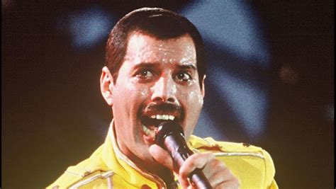 Freddie Mercury Comment Le Chanteur Avait Réagi à Lann Closer