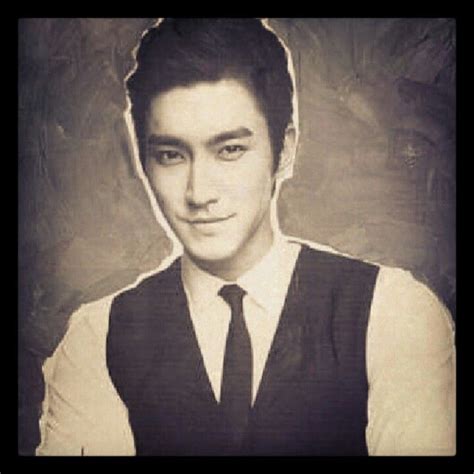 Choisiwon A Handsome Guy This Is His Ava In Twitter Siwon Choi