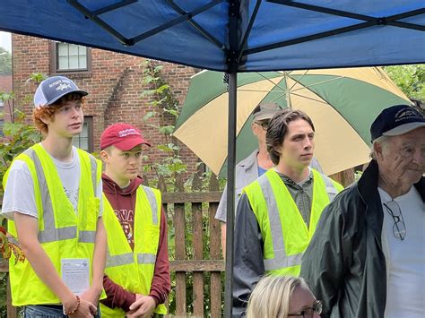 Mayor Sarno Attends Tree 2000 Celebration: Milestone Achieved in