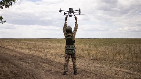 Ukraine Urges Russian Soldiers To Surrender To Drones The New York Times