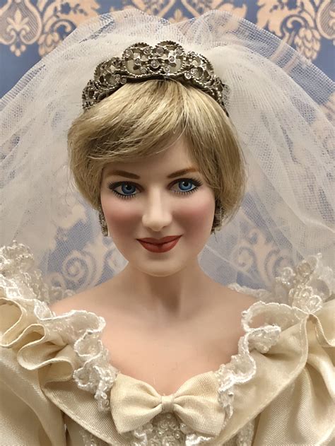 Lady Diana Portrait Porcelain Bride Doll Franklin Mint Princess Diana