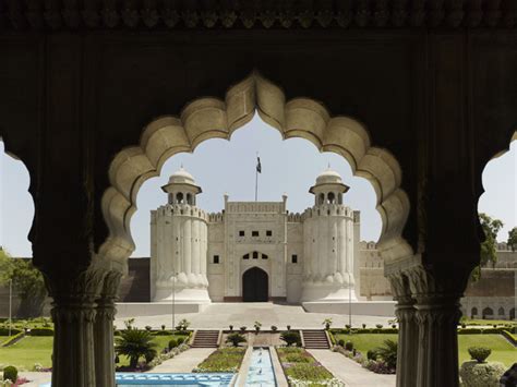 Lahore Fort Complex Alamgiri Gate Aerial View Over The Lahore Fort