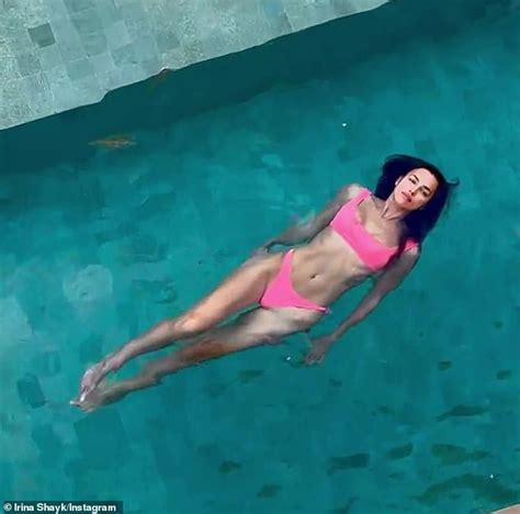 Irina Shayk Shows Off Her Incredibly Toned Figure In A Hot Pink Bikini