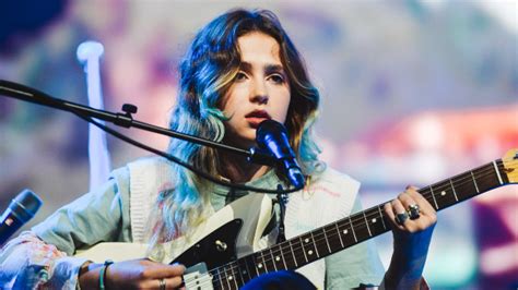 Listen To New Clairo Song Just For Today 1057 The Point