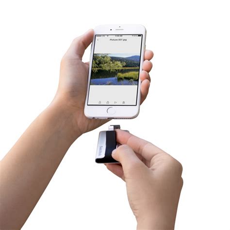 Sandisk Unveils Lightning Enabled Flash Drive For Ios Devices