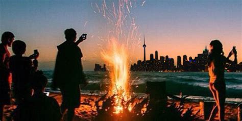 21 Late Night Adventures You Can Go On With Your Friends In Toronto Narcity
