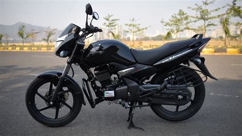 Honda Cb Unicorn 150 2016 Price Mileage Reviews Specification