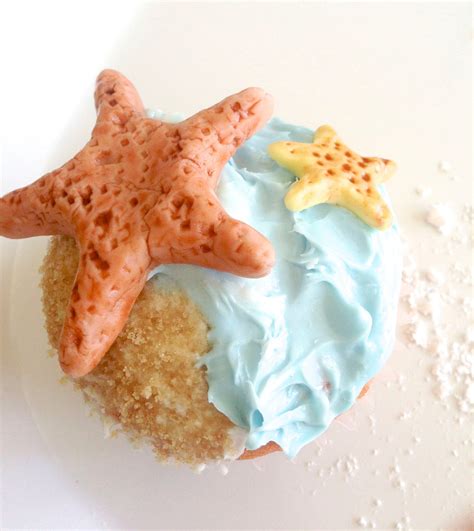 7 Starfish Themed Cupcakes Photo White Starfish Cupcakes Mermaid