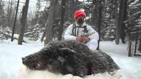 Russian Boar 500 Smith And Wesson Slays Giant Boar Youtube