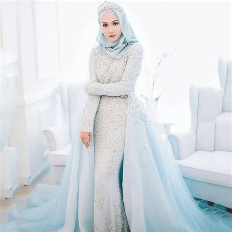 Luxury Powder Blue Muslim Wedding Dress 2017 Beaded Crystal Pearls Romantic Tiffany Wedding