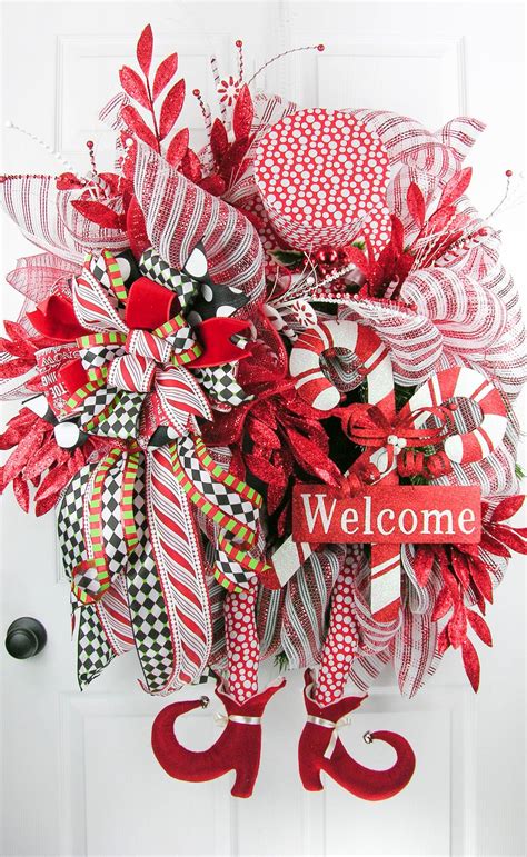 Welcome Top Hat Peppermint Wreath Christmas Wreaths Christmas