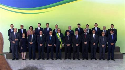 Após Receber Faixa Bolsonaro Dá Posse A Ministros No Palácio Do Planalto