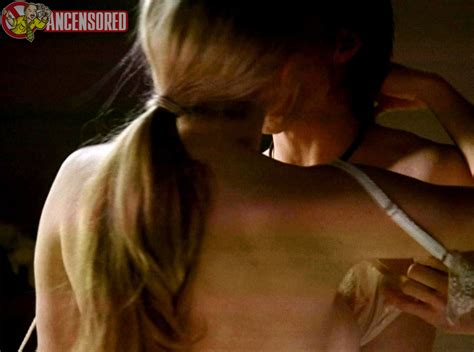Amanda Seyfried Desnuda En Big Love