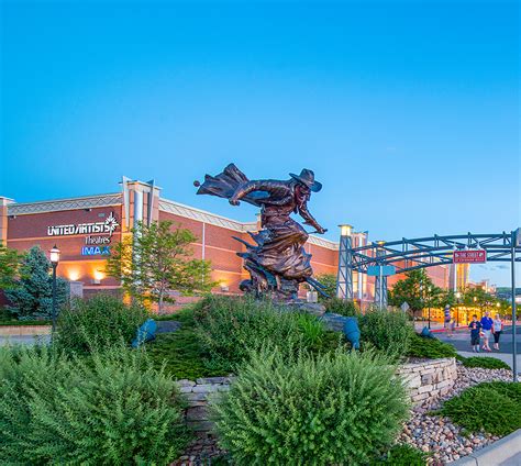 The mall has 10 anchor stores, including nike factory outlet, super target, burlington, dick's sporting goods, h&m, eddie bauer outlet, off broadway shoe warehouse, united artist theater & imax. Welcome To Colorado Mills® - A Shopping Center In Lakewood ...