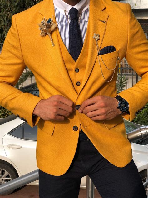 Baslar Yellow Slim Fit Suit Brabion