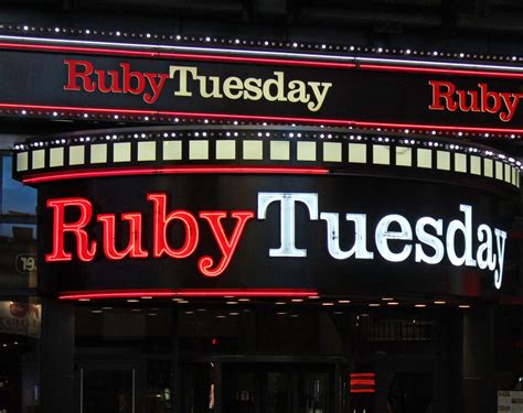 Ruby Tuesday In Times Square Will Charge You 1699 To Eat On Nye E