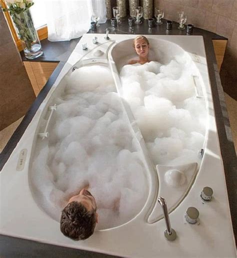Bathtubs That Offer Moments Of Relaxation For Both Of You