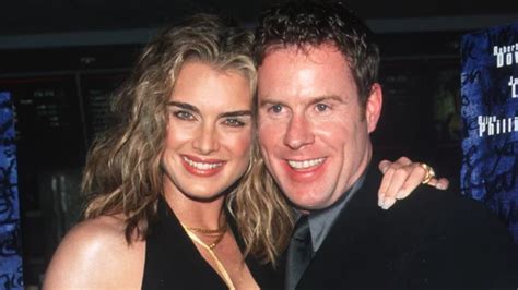 Inside Brooke Shields Relationship With Chris Henchy Youtube