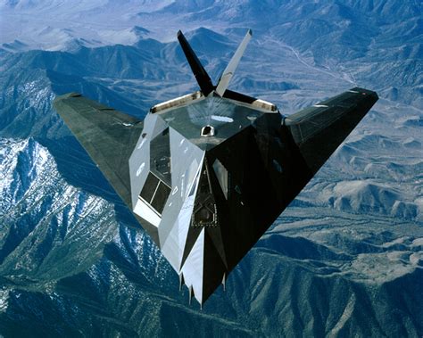 We Just Found Out F 117s Are Alive And Well Heres One Flying A Few