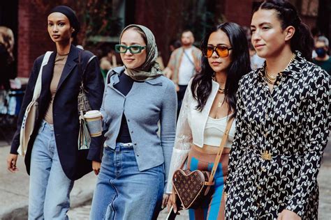 All The Best Street Style At New York Fashion Week Springsummer 2022