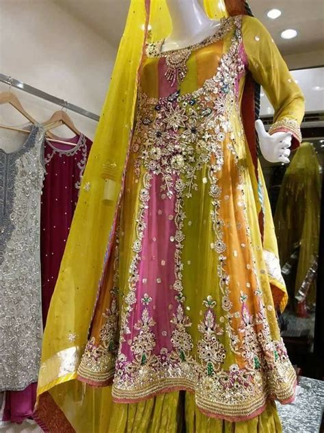 mehendi dress bridal mehndi dresses pakistani fancy dresses pakistani bridal wear party wear
