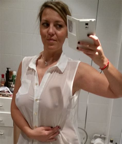 Braless Milf Wearing Hot Sex Picture