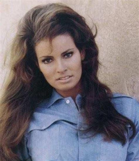 Free Download Raquel Welch Photo Gallery X For Your Desktop