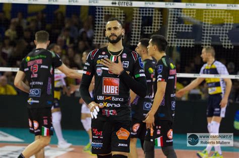 Check spelling or type a new query. Volley, Finale Scudetto 2018: le pagelle di gara4 ...