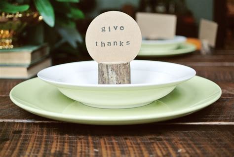 Diy Log Place Card Holders · How To Make A Place Card · Home Diy On