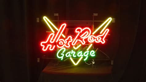 Hot Rod Garage Neon Sign Z101 Las Vegas 2021