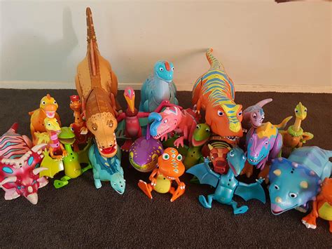 How Cool Are Dinosaur Train Interactive Toys Rtoys