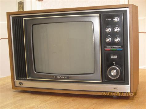 Vintage Sony Trinitron Tv