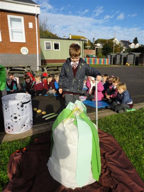 Class R Traditional Tales Discovering The Enormous Turnip St Margaret Clitherow Catholic