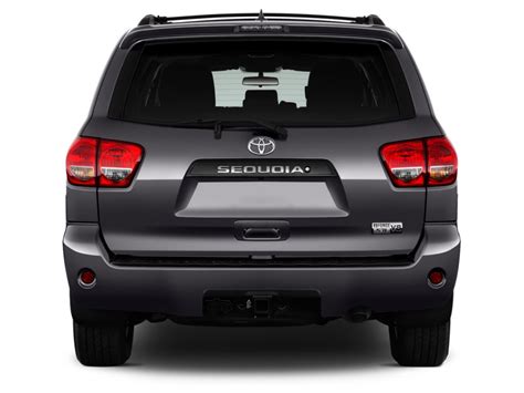 Image 2017 Toyota Sequoia Sr5 Rwd Natl Rear Exterior View Size