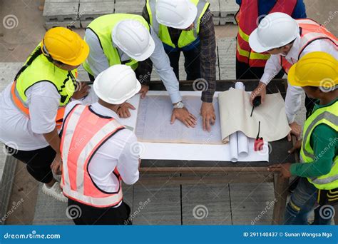 Construction Engineers Architects And Foremen Form A Group Stock