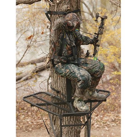 15 Big Game Swivel Seat Ladder Stand 203537 Ladder Tree Stands At