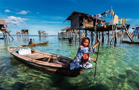 Suku Bajau Suku Misterius Di Indonesia Yang Hidup Di Lautan Sudut