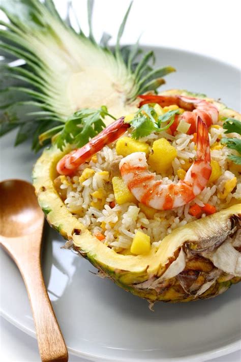 Gebratener Reis Der Ananas Stockfoto Bild Von Nahrung
