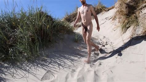 Denis Wank And Cums In The Dunes