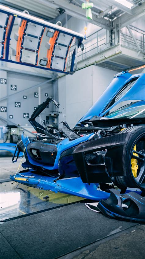 Rimac Ctwo Crash Test Is Extremely Painful To Watch Carbuzz