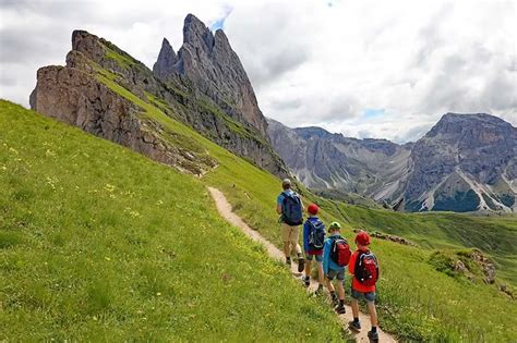 7 Absolute Best Hikes In The Dolomites Italy Map And Tips