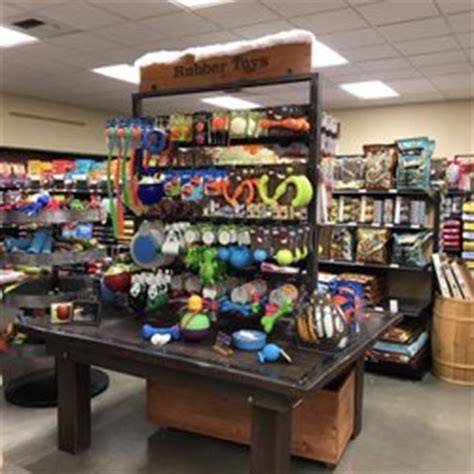 Pet food center opened the doors at our first location in 1990 in newburgh, indiana. Mud Bay - 12 Photos & 29 Reviews - Pet Stores - 13210 ...