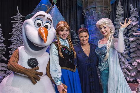 FROZEN's Idina Menzel Is at the Walt Disney World Resort | Disney Every Day