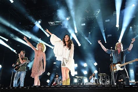 little big town s girl crush crushes long standing record