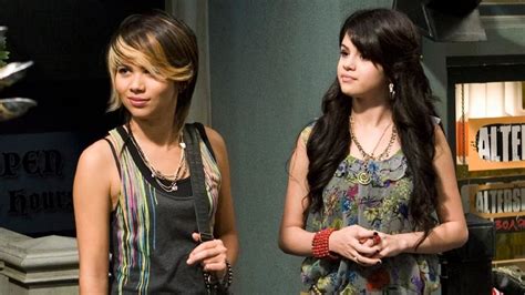hayley kiyoko brought lesbian energy to wizards of waverly place