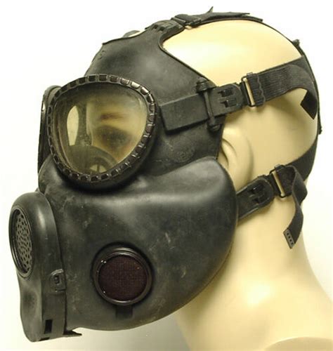 Gas Mask Us Armed Forces M17 Standard W Drinking Tube Hero