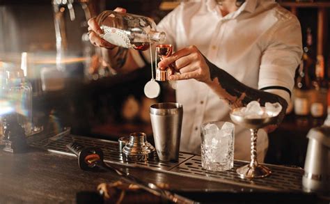 Six Steps To Becoming A Great Bartender