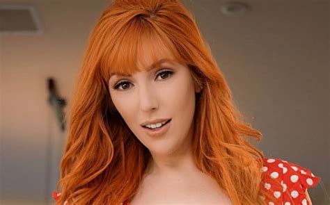 Lauren Phillips Biography Age Real Name Nationality Wiki Photos