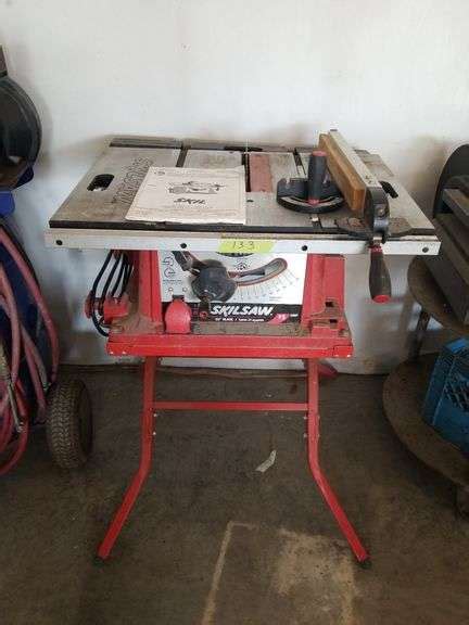Skilsaw 10 Blade Table Saw 15 Amp Model 3400 Wild Rose Auction